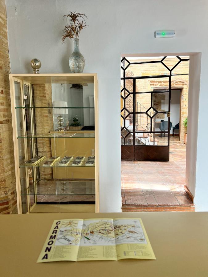 Hostal Servilia Καρμόνα Εξωτερικό φωτογραφία